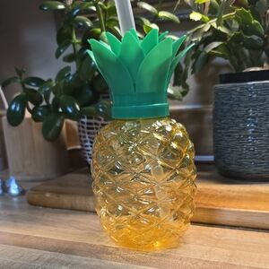 Pineapple Shaped Tumbler with Straw NWOT